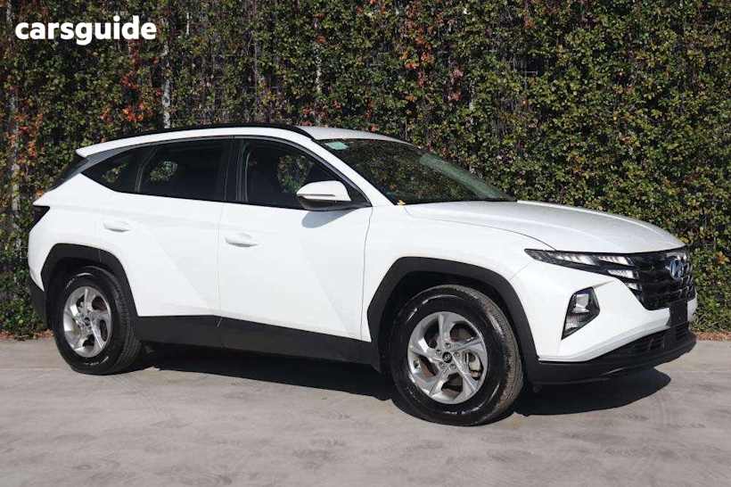 White 2024 Hyundai Tucson SUV F
