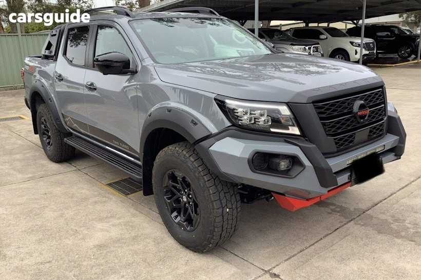 Grey 2025 Nissan Navara OtherCar PRO