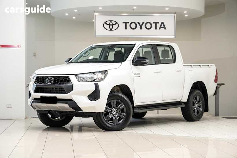 White 2024 Toyota Hilux Ute Tray SR 4X4