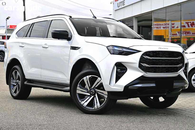 White 2025 Isuzu MU-X SUV LS-T 4X4