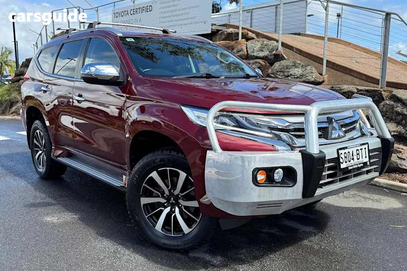Red 2017 Mitsubishi Pajero Sport SUV GLS 4X4