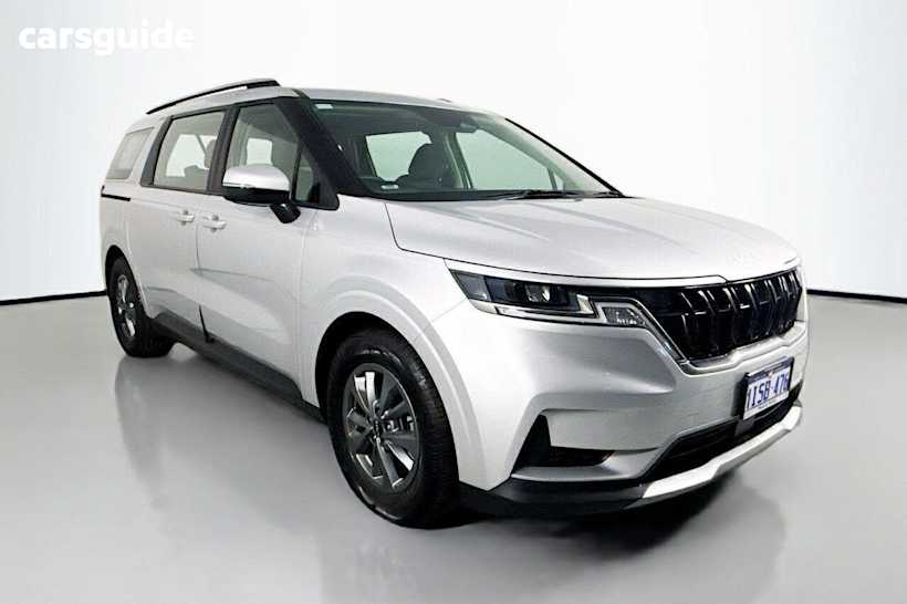 Silver 2022 Kia Carnival Wagon S