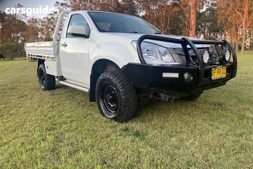 White 2015 Isuzu D-MAX Ute Tray SX 4X4