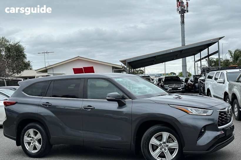 Grey 2023 Toyota Kluger SUV GX F