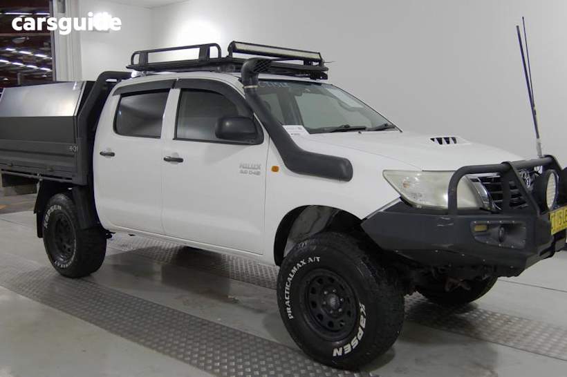 White 2011 Toyota Hilux Dual Cab Pick-up Sr (4X4)