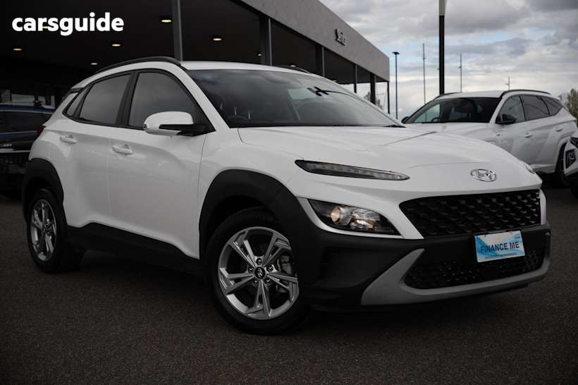 White 2022 Hyundai Kona SUV ACTIVE F