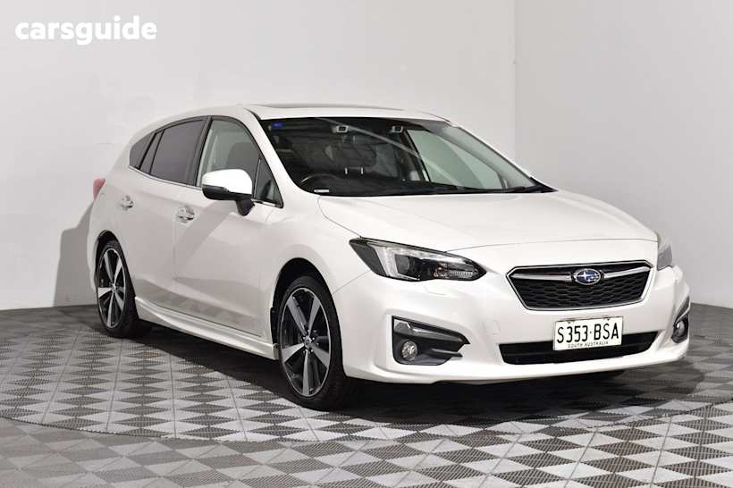 White 2017 Subaru Impreza Hatch 2.0I-S 4WD