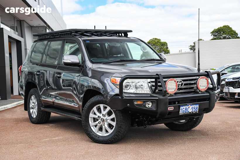 Grey 2015 Toyota Landcruiser SUV SAHARA 4X4