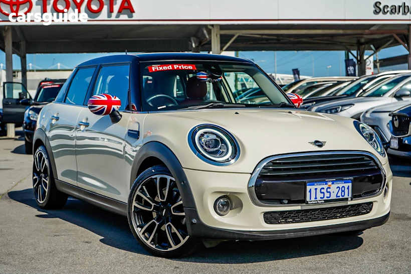 White 2020 Mini Cooper Hatchback 5D Hatch