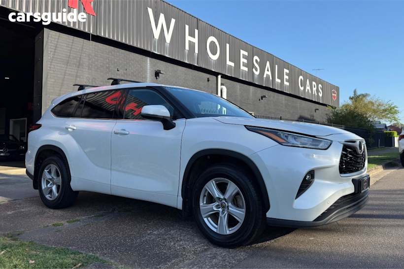 White 2021 Toyota Kluger SUV GX 4X4
