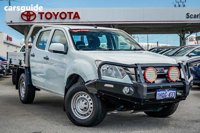 White 2017 Isuzu D-MAX Cab Chassis Sx (4X4)