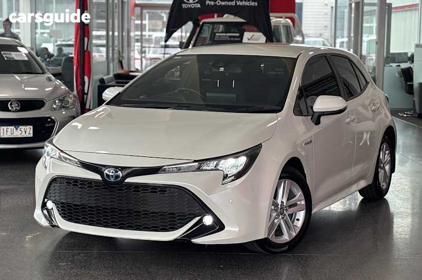White 2020 Toyota Corolla Hatch SX HYBRID F