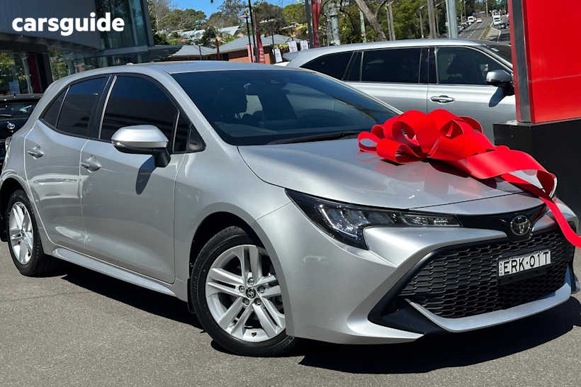 Silver 2021 Toyota Corolla Hatch ASCENT SPORT F