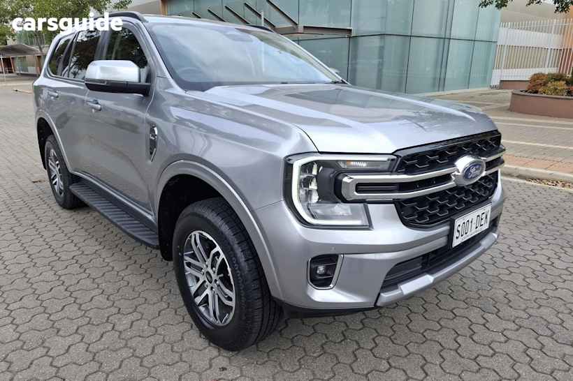Silver 2023 Ford Everest SUV TREND 4X4