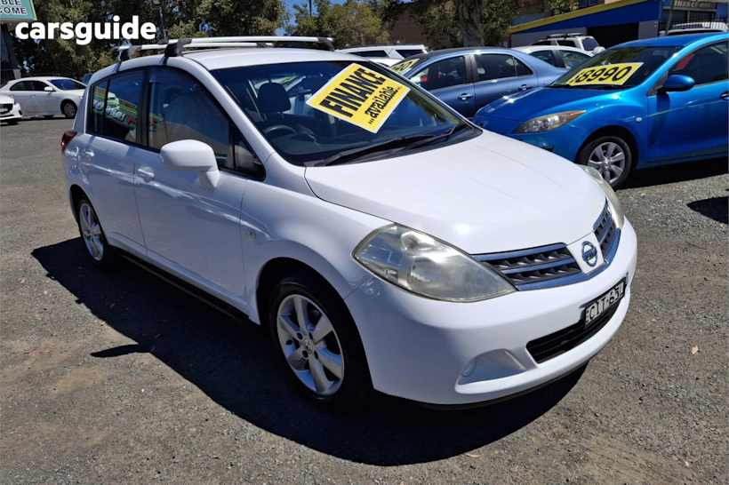 White 2012 Nissan Tiida Hatch ST F