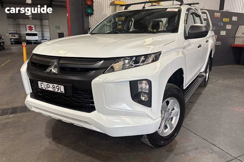 White 2022 Mitsubishi Triton Double Cab Pick Up Glx+ (4X4)