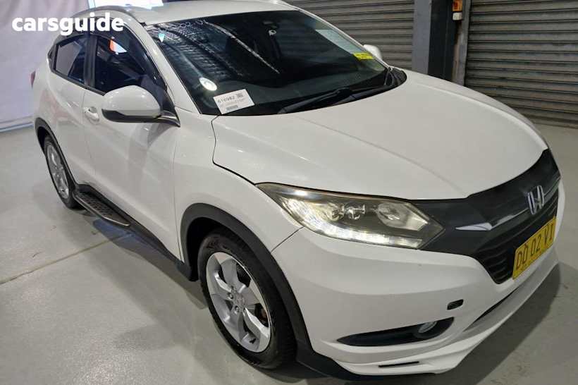 White 2015 Honda HR-V Wagon Vti-S