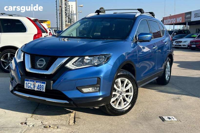 Blue 2018 Nissan X-Trail SUV ST-L F