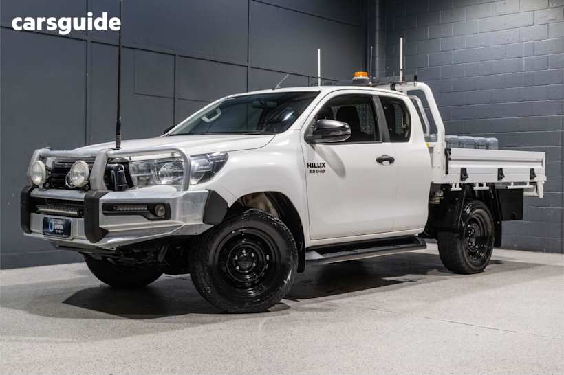 White 2019 Toyota Hilux Ute Tray SR 4X4