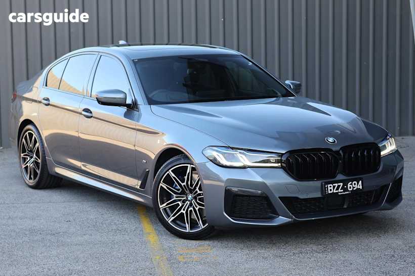 Grey 2021 BMW 5 Sedan 530I M SPORT R
