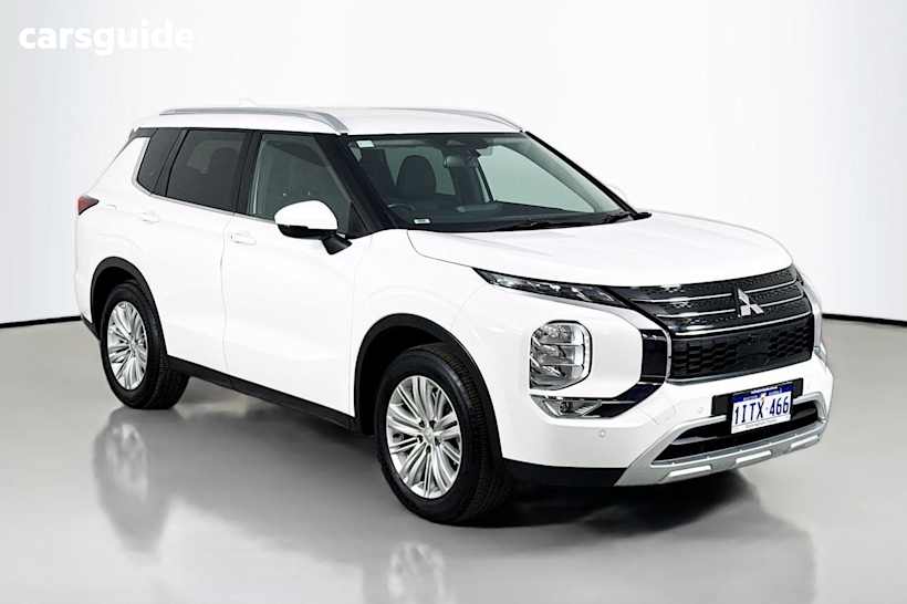 White 2024 Mitsubishi Outlander Wagon Ls 7 Seat (2Wd)