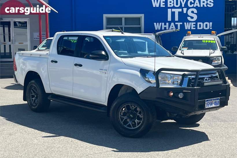 White 2019 Toyota Hilux Ute Tray SR 4X4