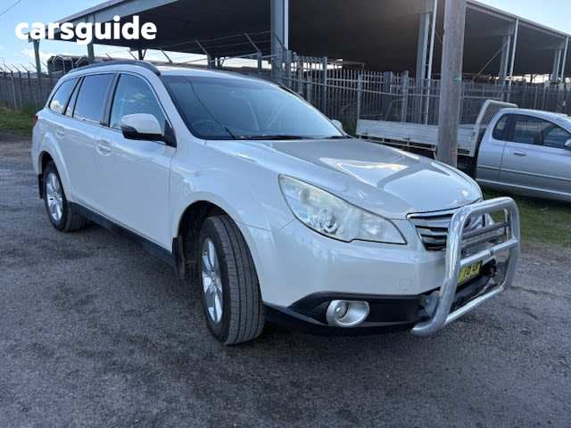 White 2012 Subaru Outback Wagon 2.5I