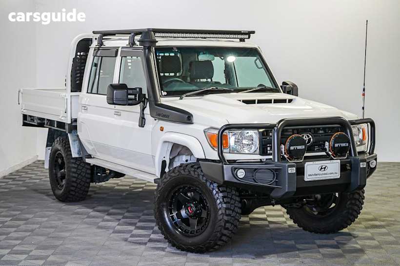 White 2022 Toyota Landcruiser Double Cab Chassis Workmate + Diff Locks