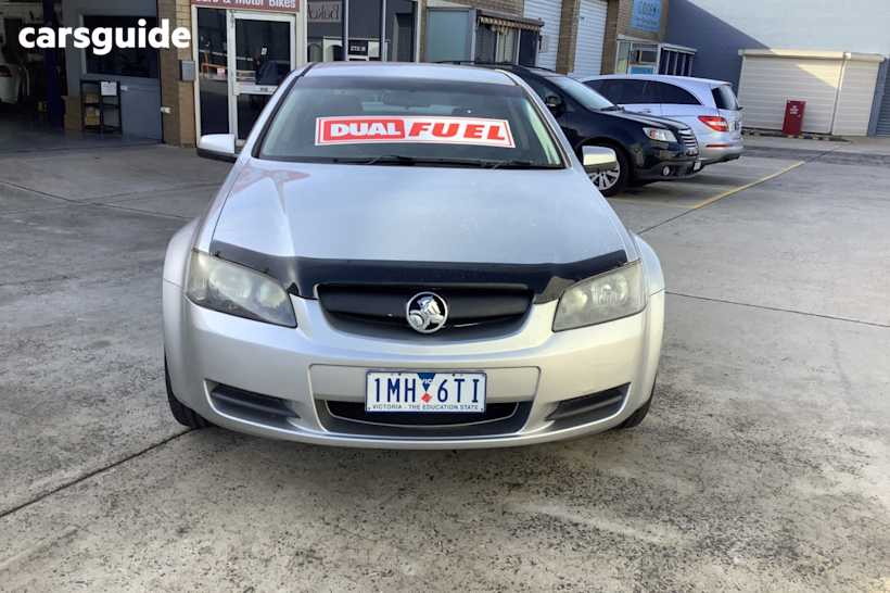Silver 2006 Holden Commodore Sedan Omega V (D/Fuel)