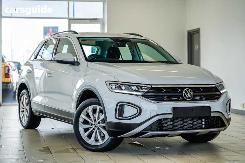 White 2023 Volkswagen T-ROC SUV CITYLIFE F