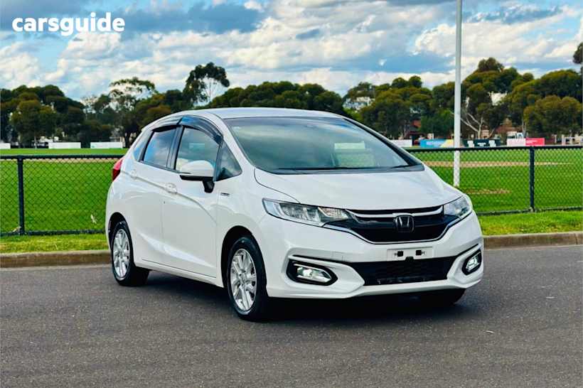 White 2019 Honda Fit Hatch HYBRID L