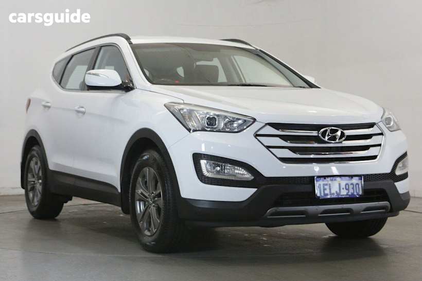 White 2014 Hyundai Santa FE SUV ACTIVE 4X4