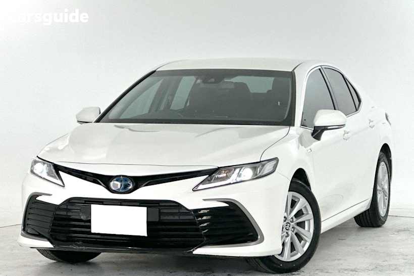 White 2021 Toyota Camry Sedan ASCENT F