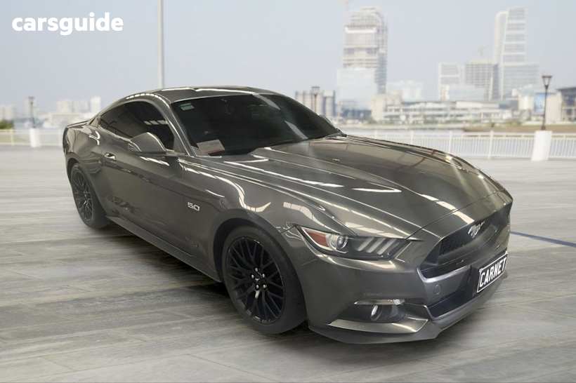 Grey 2017 Ford Mustang Coupe Fastback Gt 5.0 V8