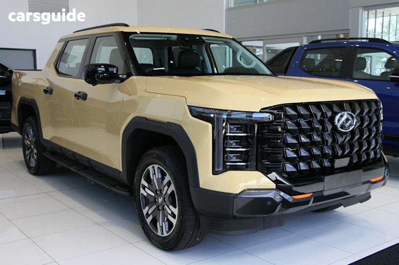 Yellow 2025 LDV Terron 9 Ute Tray EVOLVE 4WD