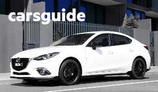 White 2016 Mazda 3 Sedan Sp25