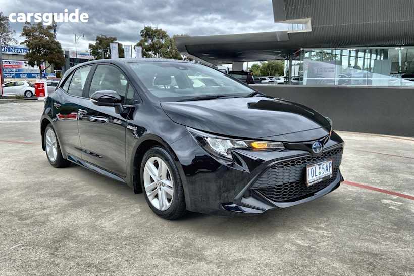 Black 2018 Toyota Corolla Hatch ASCENT SPORT HYBRID F