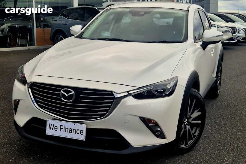 White 2018 Mazda CX-3 SUV STOURING F