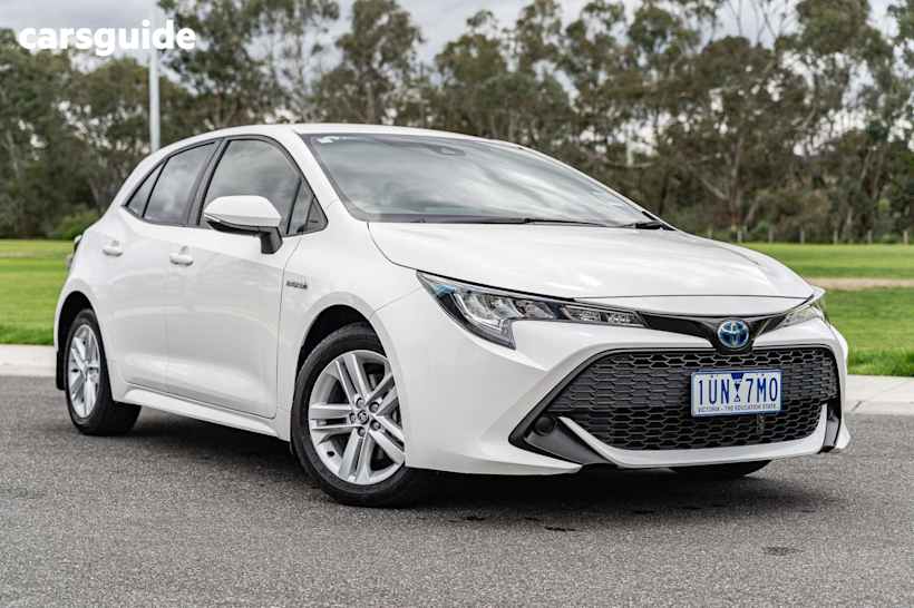 White 2021 Toyota Corolla Hatch ASCENT SPORT HYBRID F