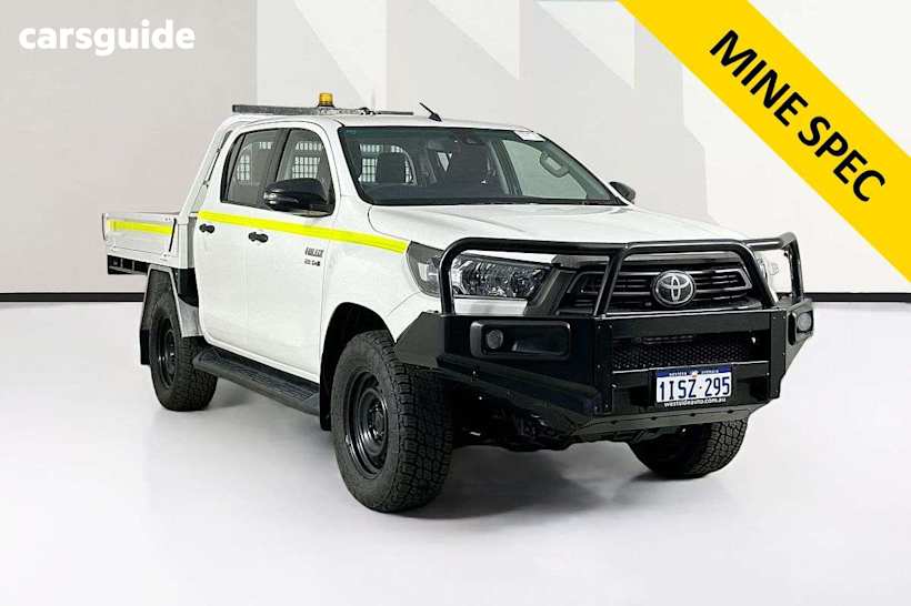 White 2021 Toyota Hilux Double Cab Chassis Sr (4X4)