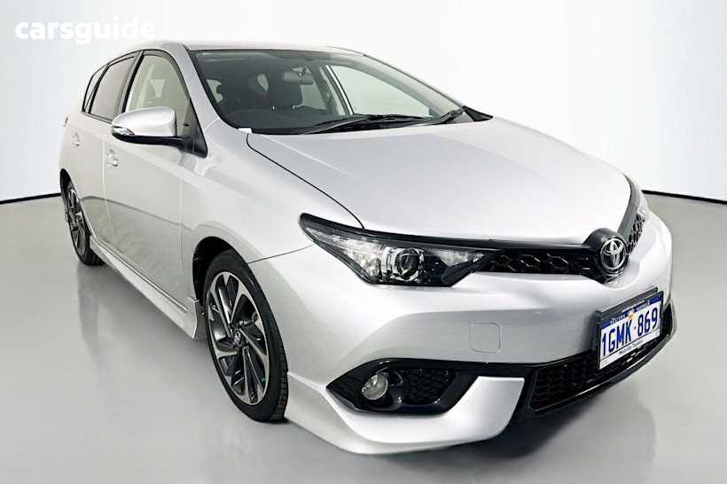 Silver 2017 Toyota Corolla Hatch SX F