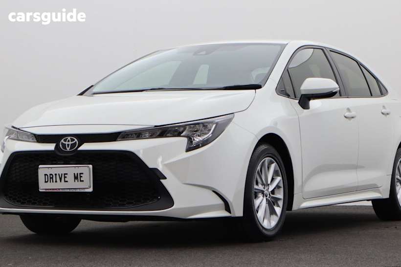 White 2020 Toyota Corolla Sedan SX F