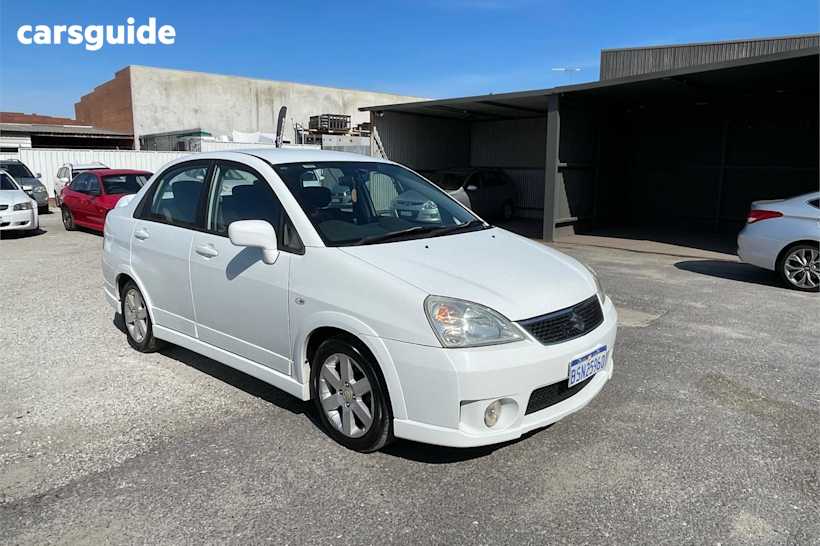 White 2005 Suzuki Liana Sedan F
