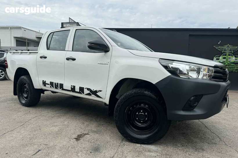 White 2017 Toyota Hilux Dual Cab Utility Workmate (4X4)