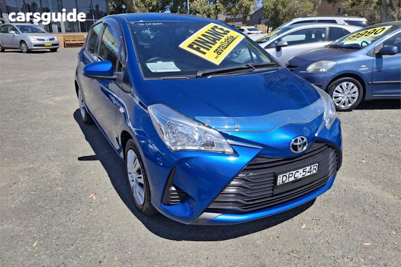 Blue 2017 Toyota Yaris Hatch ASCENT F