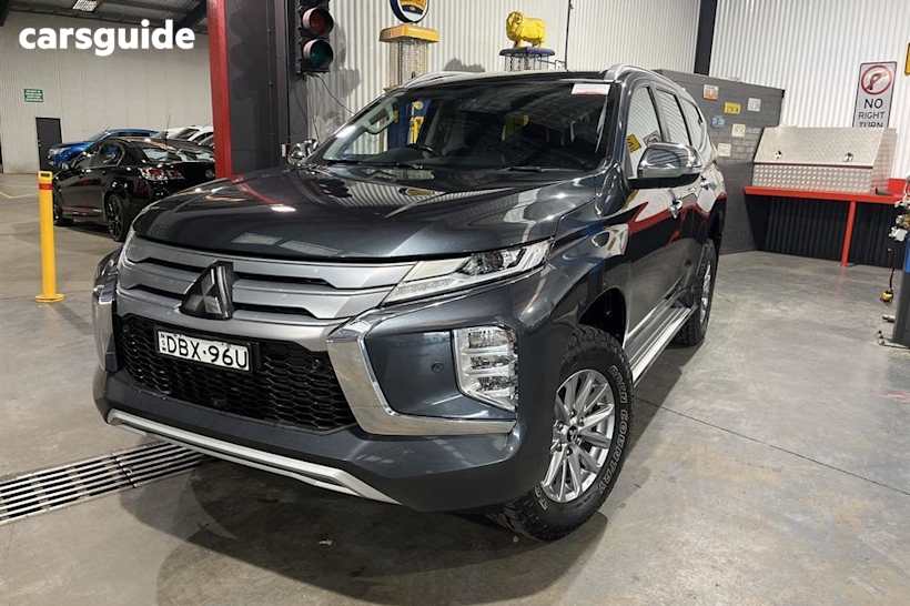 Grey 2020 Mitsubishi Pajero Sport Wagon Exceed (4X4) 7 Seat