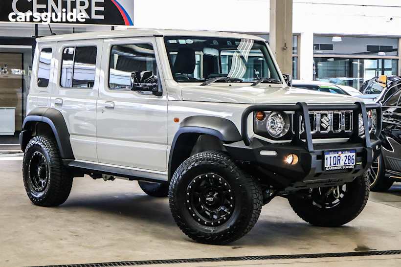White 2024 Suzuki Jimny SUV XL 4X4