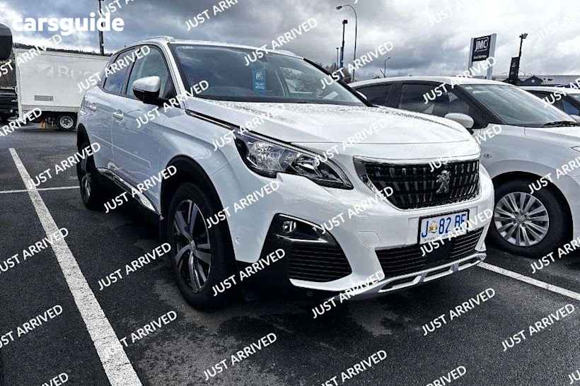 White 2019 Peugeot 3008 Hatch ALLURE F