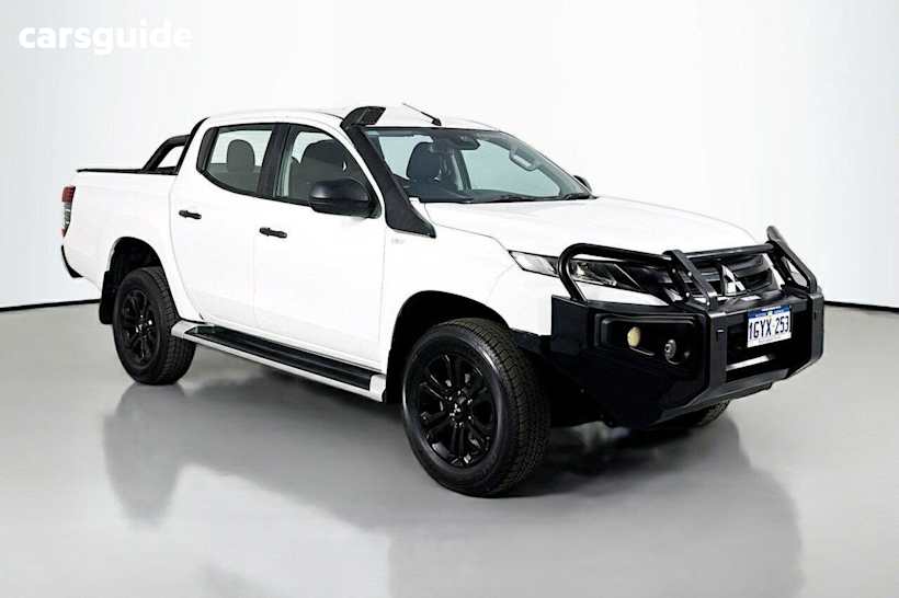 White 2019 Mitsubishi Triton Double Cab Pick Up Glx Plus (4X4)