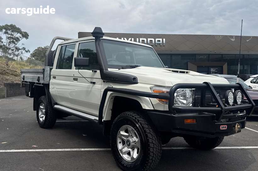 White 2020 Toyota Landcruiser Ute Tray GXL 4X4